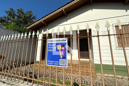 Casa à venda com 140m², 3 quartos e 2 vagasFachada