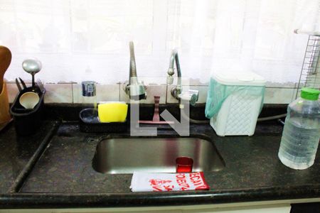 Casa à venda com 150m², 3 quartos e 2 vagasCozinha