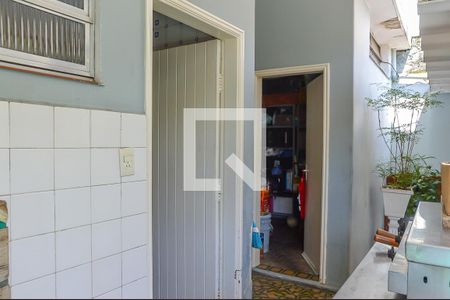 Casa à venda com 165m², 3 quartos e 4 vagas Casa à venda com 165m², 3 quartos e 4 vagasÁrea de Serviço