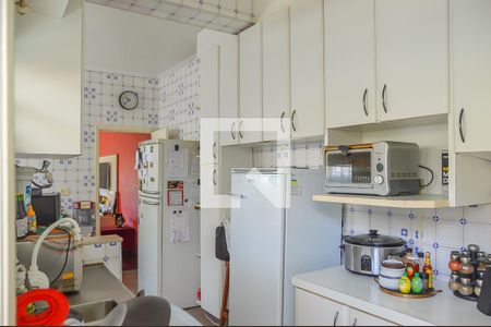 Casa à venda com 165m², 3 quartos e 4 vagas Casa à venda com 165m², 3 quartos e 4 vagasCozinha