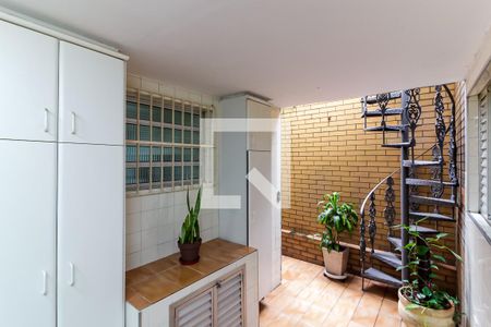 Casa à venda com 100m², 3 quartos e 2 vagas Casa à venda com 100m², 3 quartos e 2 vagasÁrea de Serviço