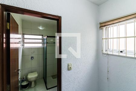 Casa à venda com 100m², 3 quartos e 2 vagas Casa à venda com 100m², 3 quartos e 2 vagasQuarto 1 - Suíte