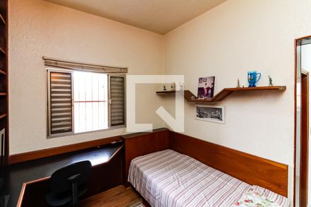 Casa à venda com 100m², 3 quartos e 2 vagas Casa à venda com 100m², 3 quartos e 2 vagasQuarto 1 - Suíte