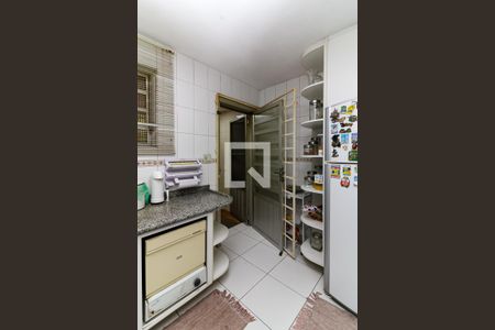 Casa à venda com 100m², 3 quartos e 2 vagas Casa à venda com 100m², 3 quartos e 2 vagasCozinha