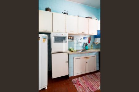 Casa à venda com 130m², 3 quartos e 2 vagas Casa à venda com 130m², 3 quartos e 2 vagasCozinha