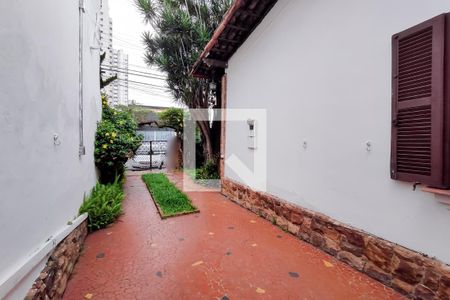 Casa à venda com 130m², 3 quartos e 2 vagas Casa à venda com 130m², 3 quartos e 2 vagasGaragem