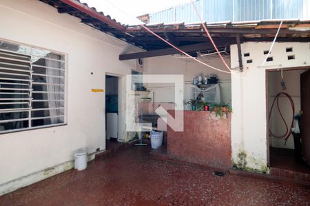 Casa à venda com 130m², 3 quartos e 2 vagas Casa à venda com 130m², 3 quartos e 2 vagasÁrea externa / Área de Serviço