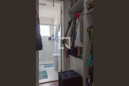 Apartamento para alugar com 94m², 2 quartos e 2 vagas Apartamento para alugar com 94m², 2 quartos e 2 vagasCloset da suíte 1