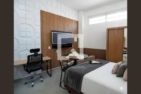 Sala/Quarto de casa para alugar com 1 quarto, 25m² em Jardim Ivana, São Paulo
