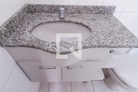 Casa de condomínio para alugar com 120m², 3 quartos e 1 vaga Casa de condomínio para alugar com 120m², 3 quartos e 1 vagaBanheiro 2