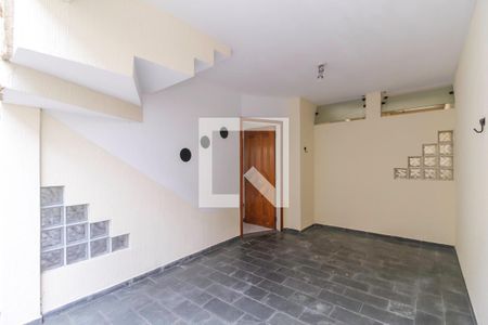 Casa de condomínio para alugar com 120m², 3 quartos e 1 vaga Casa de condomínio para alugar com 120m², 3 quartos e 1 vagaGaragem