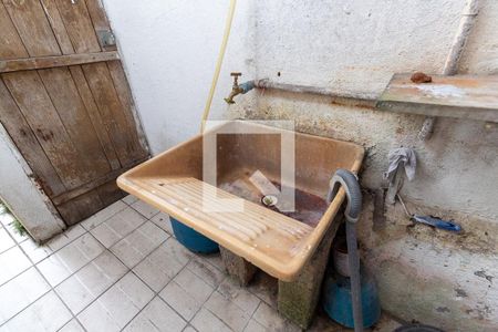 Casa à venda com 168m², 2 quartos e 1 vagaLavanderia