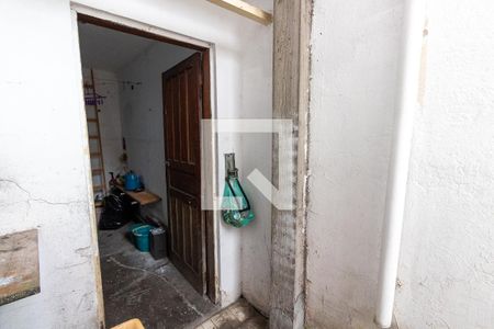 Casa à venda com 168m², 2 quartos e 1 vagaLavanderia