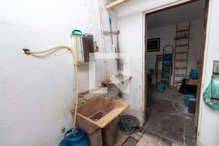 Casa à venda com 168m², 2 quartos e 1 vagaLavanderia