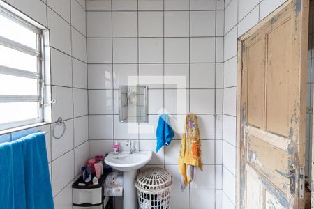 Casa à venda com 168m², 2 quartos e 1 vagaBanheiro