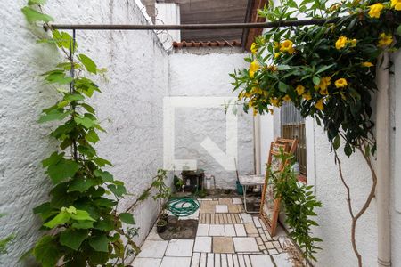 Casa à venda com 168m², 2 quartos e 1 vagaQuintal