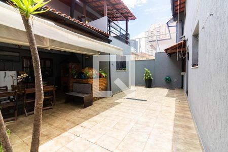 Casa à venda com 340m², 4 quartos e 4 vagasQuintal