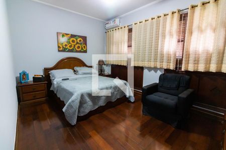 Casa à venda com 340m², 4 quartos e 4 vagasSuíte 1
