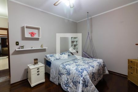 Casa à venda com 340m², 4 quartos e 4 vagasSuíte 2