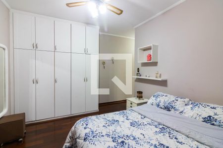 Casa à venda com 340m², 4 quartos e 4 vagasSuíte 2