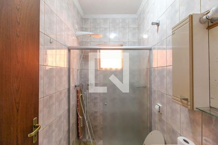 Casa à venda com 140m², 3 quartos e 2 vagas Casa à venda com 140m², 3 quartos e 2 vagasBanheiro