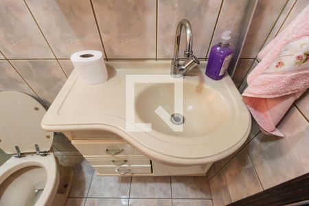 Casa à venda com 140m², 3 quartos e 2 vagas Casa à venda com 140m², 3 quartos e 2 vagasBanheiro