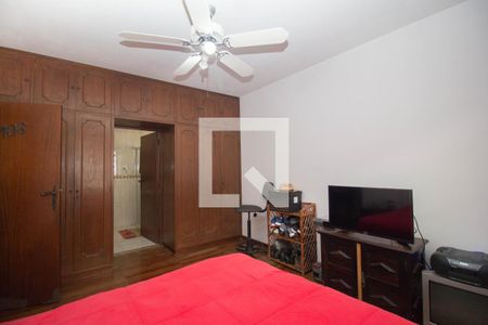 Casa à venda com 258m², 4 quartos e 2 vagas Casa à venda com 258m², 4 quartos e 2 vagasQuarto 4 - Suíte 3