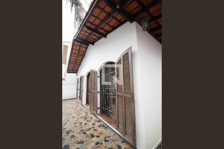 Casa à venda com 258m², 4 quartos e 2 vagas Casa à venda com 258m², 4 quartos e 2 vagasVaranda da Sala