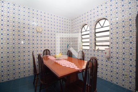 Casa à venda com 258m², 4 quartos e 2 vagas Casa à venda com 258m², 4 quartos e 2 vagasCopa