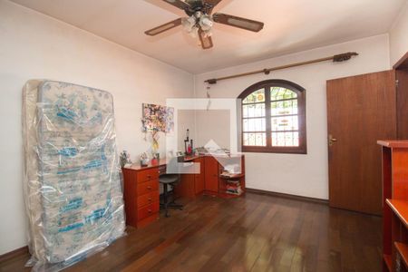 Casa à venda com 258m², 4 quartos e 2 vagas Casa à venda com 258m², 4 quartos e 2 vagasQuarto 2 - Suíte 1