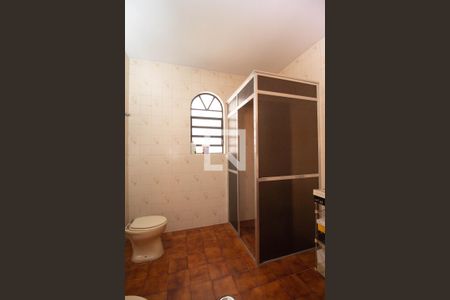 Casa à venda com 258m², 4 quartos e 2 vagas Casa à venda com 258m², 4 quartos e 2 vagasQuarto 3 - Banheiro da Suíte 2