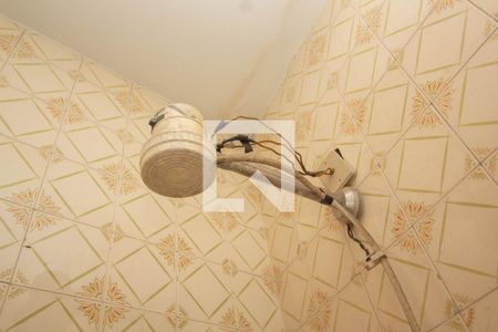 Casa à venda com 258m², 4 quartos e 2 vagas Casa à venda com 258m², 4 quartos e 2 vagasBanheiro de Serviço