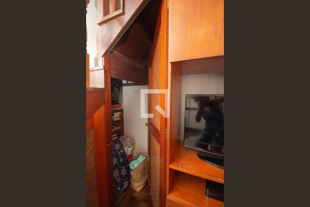 Casa à venda com 258m², 4 quartos e 2 vagas Casa à venda com 258m², 4 quartos e 2 vagasSala de Estar- Detalhe