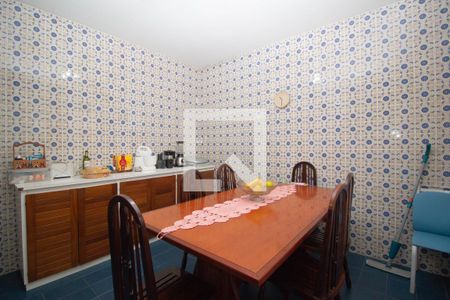 Casa à venda com 258m², 4 quartos e 2 vagas Casa à venda com 258m², 4 quartos e 2 vagasCopa