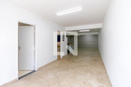 Casa à venda com 250m², 3 quartos e 2 vagasSalão