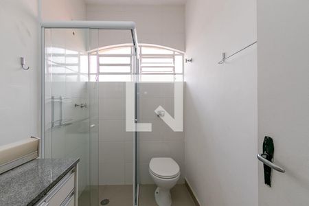 Casa à venda com 250m², 3 quartos e 2 vagasBanheiro