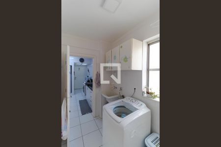 Apartamento à venda com 110m², 3 quartos e 1 vagaÁrea de Serviço