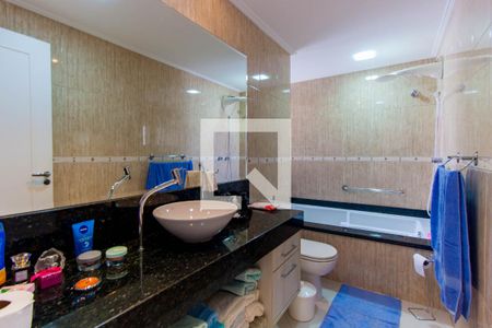 Casa à venda com 200m², 2 quartos e 2 vagasBanheiro 2