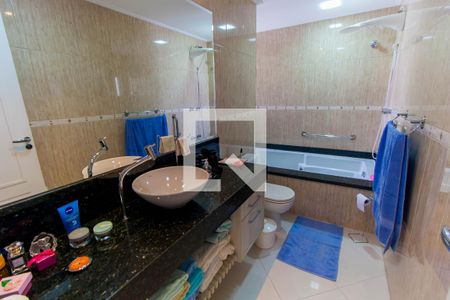 Casa à venda com 200m², 2 quartos e 2 vagasBanheiro 2