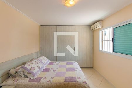 Casa à venda com 200m², 2 quartos e 2 vagasQuarto 1