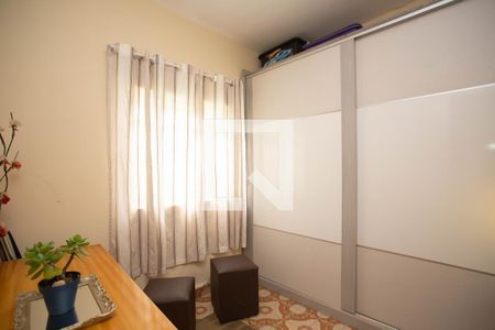 Casa à venda com 200m², 3 quartos e 2 vagasQuarto 3