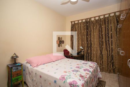 Casa à venda com 200m², 3 quartos e 2 vagasQuarto 2