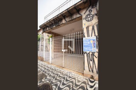 Casa à venda com 200m², 3 quartos e 2 vagasFachada - placa instalada