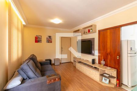 Sala de apartamento à venda com 4 quartos, 110m² em Estoril, Belo Horizonte