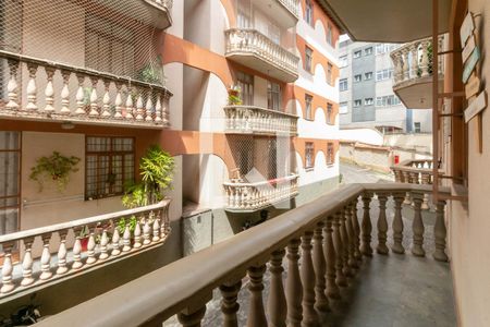 Varanda da Sala de apartamento à venda com 4 quartos, 110m² em Estoril, Belo Horizonte
