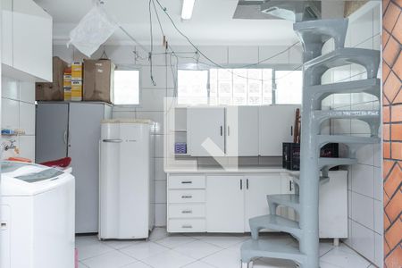 Casa para alugar com 220m², 3 quartos e 2 vagas Casa para alugar com 220m², 3 quartos e 2 vagasLavanderia