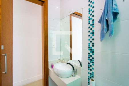 Apartamento à venda com 132m², 2 quartos e 1 vaga Apartamento à venda com 132m², 2 quartos e 1 vagaBanheiro social