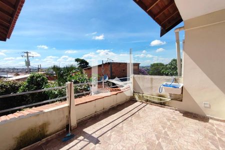 Casa para alugar com 90m², 2 quartos e 1 vaga Casa para alugar com 90m², 2 quartos e 1 vagaÁrea de Serviço