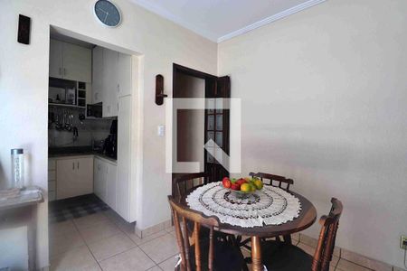 Casa à venda com 272m², 3 quartos e 6 vagasCozinha