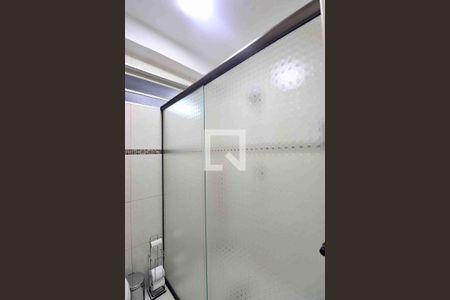 Casa à venda com 272m², 3 quartos e 6 vagasBanheiro social 2